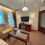 Downtown Luxury Апартамент *